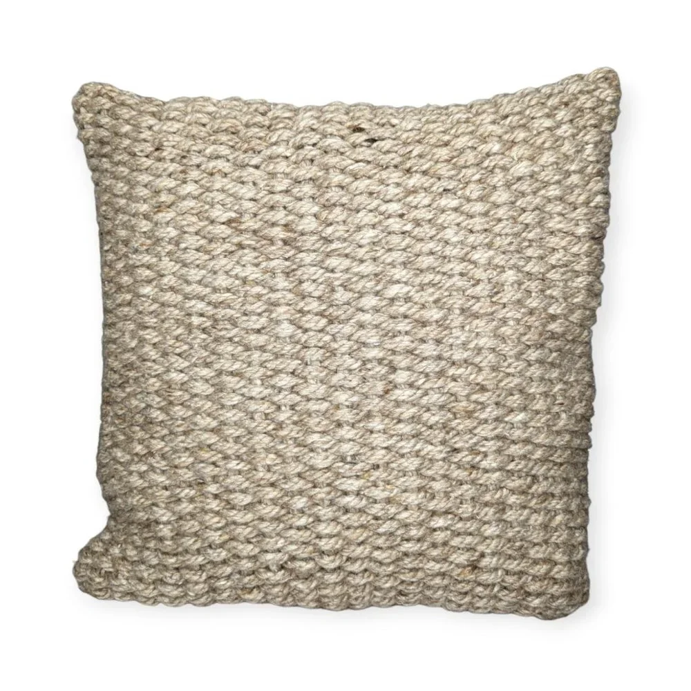 Southern Living Wool Blend Woven Jute 18